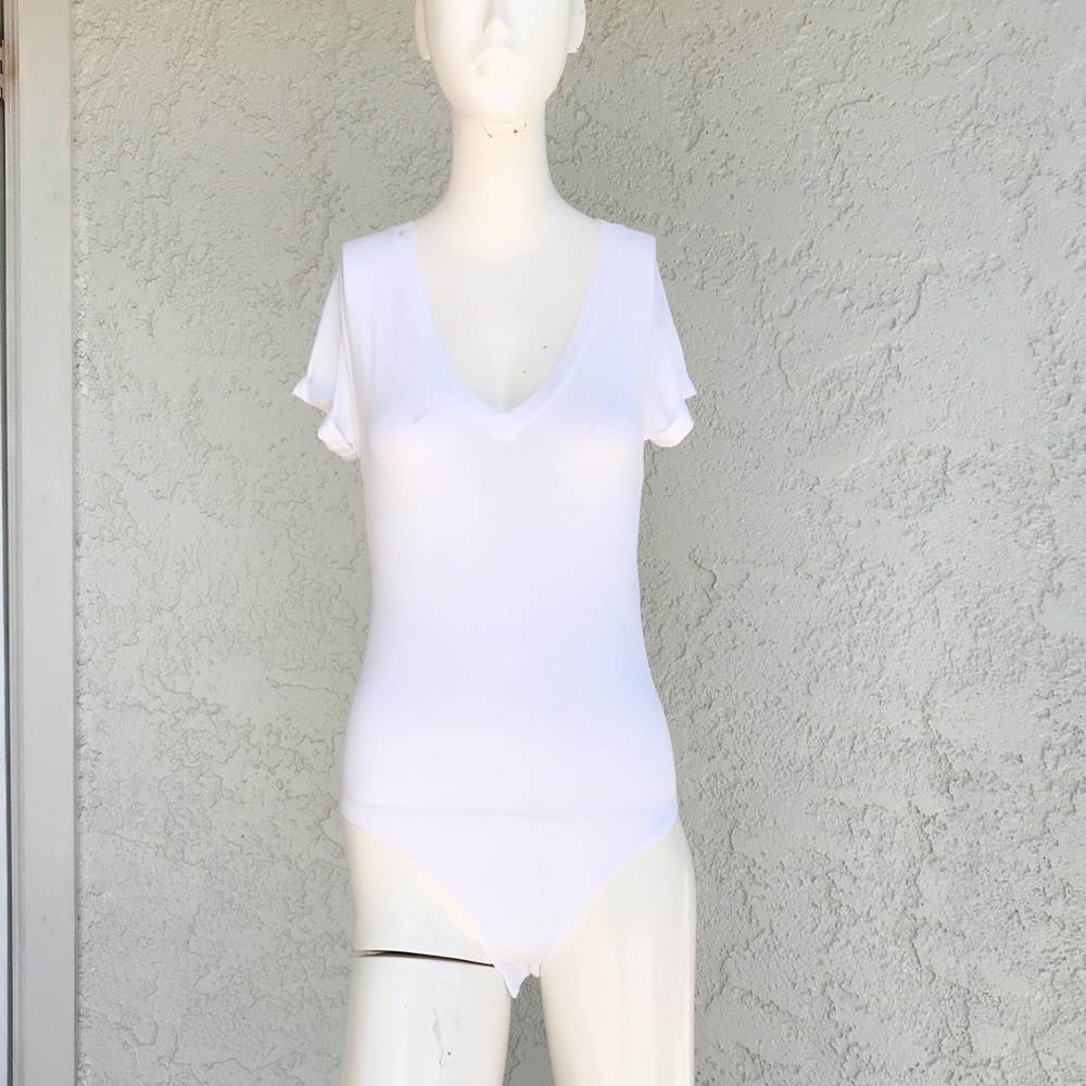 White V neck body suit